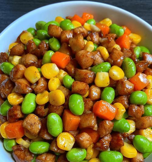 健康美味的碗豆玉米炒肉做法（丰富口感的家常餐桌佳品）-第2张图片-美味行家