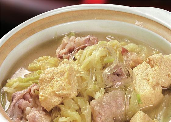 猪肉大白菜炖冻豆腐的营养与做法（家庭必备的炖菜大全）-第1张图片-美味行家