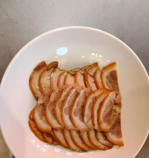 用肘花制作美味佳肴（肘花的做法，让你轻松拥有口感柔嫩的美味佳肴）-第3张图片-美味行家