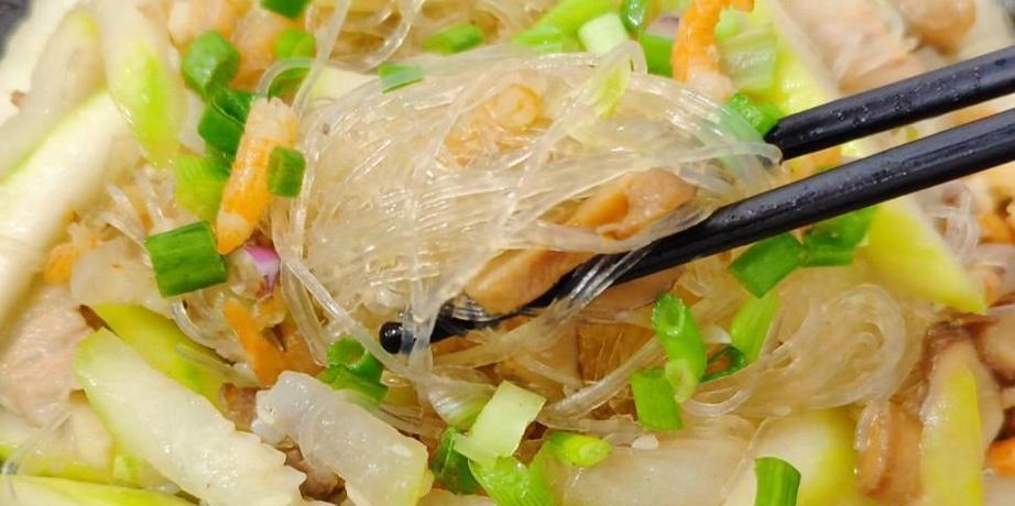 尝鲜虾米粉丝煲，美味又简单（教你如何用虾米做出一道下饭好菜）-第3张图片-美味行家