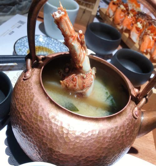 鱼头味增汤的美味做法（传统汤品，口感鲜美，营养丰富）-第3张图片-美味行家