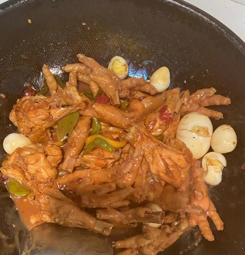 家庭美食（用家常食材制作美味佳肴，快来试一试吧！）-第2张图片-美味行家