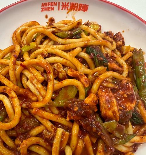 手把手教你炒出美味兴化炒米粉（教你选料、烹调、调味，轻松制作一道地道的兴化炒米粉）-第1张图片-美味行家
