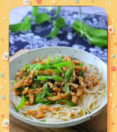 美味可口的孜然肉丝炒面（以孜然肉丝为主料，口感香辣鲜美的中式炒面）-第1张图片-美味行家