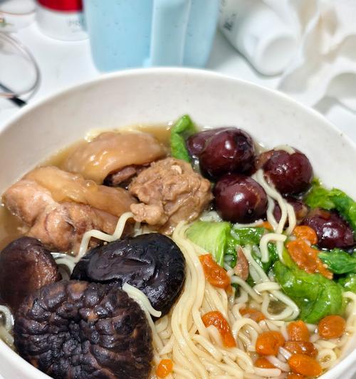健康美味，香菇瘦肉汤的烹制方法（香菇瘦肉汤，营养丰富的佳肴，一次尝尽滋味）-第3张图片-美味行家