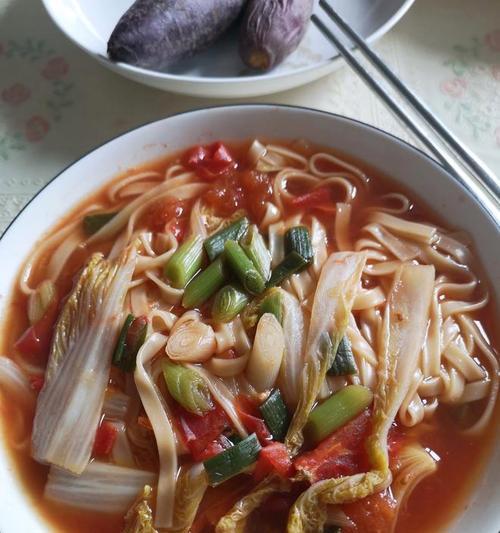 砂锅温面的制作方法（享受美食，从砂锅温面开始）-第3张图片-美味行家