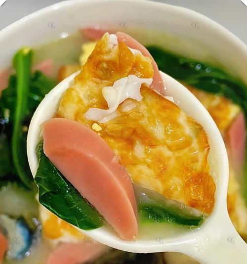 菠菜火腿肠的做法（美味又营养的自制零食）-第3张图片-美味行家