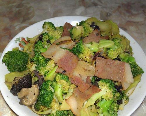 用香菇培根焗豆腐，轻松做出美味佳肴（超简单的豆腐做法，让你在家也能享受餐厅级别的美食）-第3张图片-美味行家
