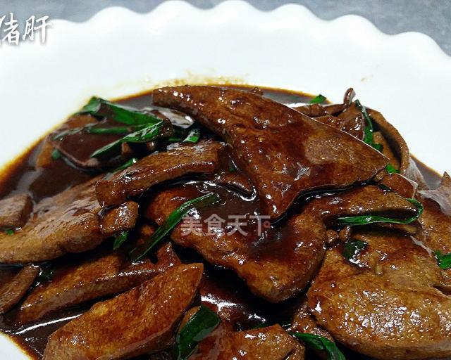 双椒爆猪肝的做法（家常菜谱，美味又健康）-第1张图片-美味行家