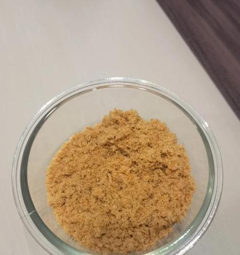 自制黑猪肉松的简易方法（用新鲜的黑猪肉制作美味的肉松，口感香醇可口）-第2张图片-美味行家