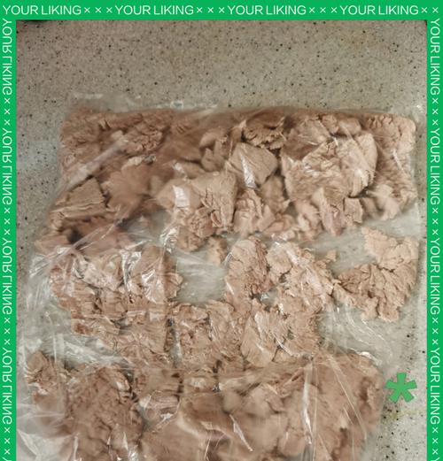 自制黑猪肉松的简易方法（用新鲜的黑猪肉制作美味的肉松，口感香醇可口）-第3张图片-美味行家