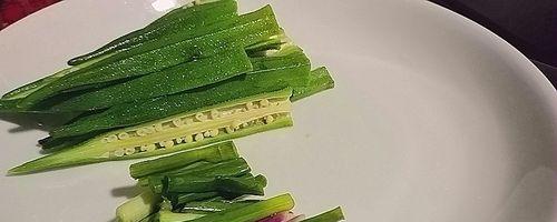 家常美食（虾仁炒秋葵）-第2张图片-美味行家