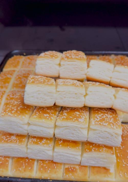 香煎千层饼制作技巧（薄脆口感满口回香）-第3张图片-美味行家