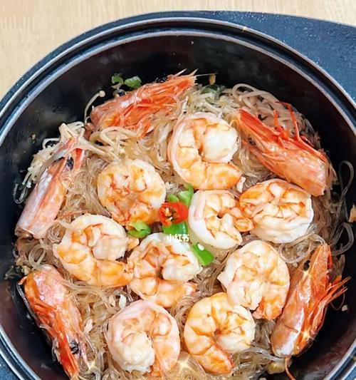 蒜蓉粉丝虾仁煲的做法（家常美食）-第3张图片-美味行家