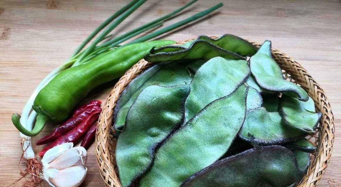 肉末梅豆料理的制作方法（口感鲜美、简单易做的美味佳肴）-第1张图片-美味行家
