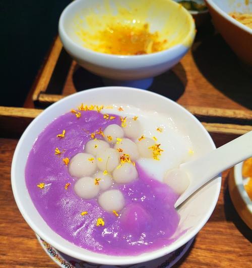 紫苏炒粉肠的做法（传统佳肴，香气四溢）-第1张图片-美味行家