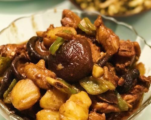 美味健康的香菇焖土豆的做法（用独特的方法为家人制作营养丰富的土豆菜肴）-第3张图片-美味行家