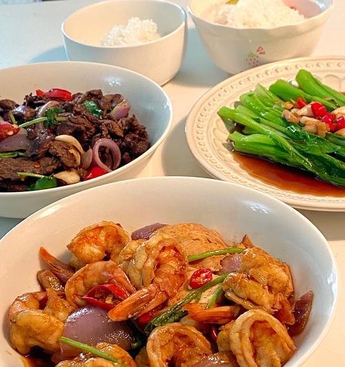 学会这个做法，洋葱爆虾也能成为你的私房菜（做法简单易学，口感鲜美，让你一试难忘）-第3张图片-美味行家