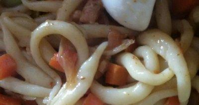 宝宝营养食谱——杂蔬炒面鱼（增强宝宝免疫力，开发味觉细胞的营养佳品）-第3张图片-美味行家