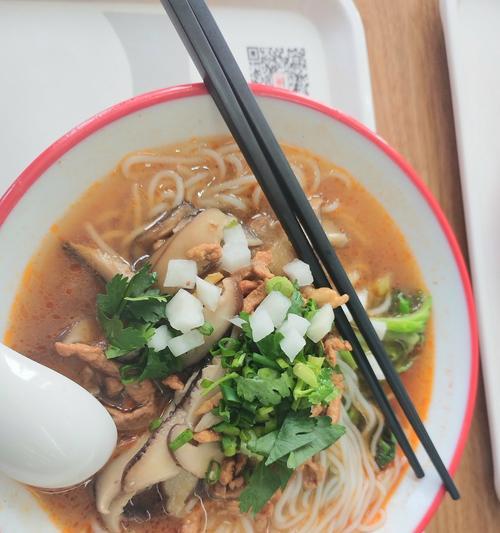 从零开始手工制作香菇肉丝面（手工面的制作过程、配料详解、口感感受、步骤图解）-第3张图片-美味行家