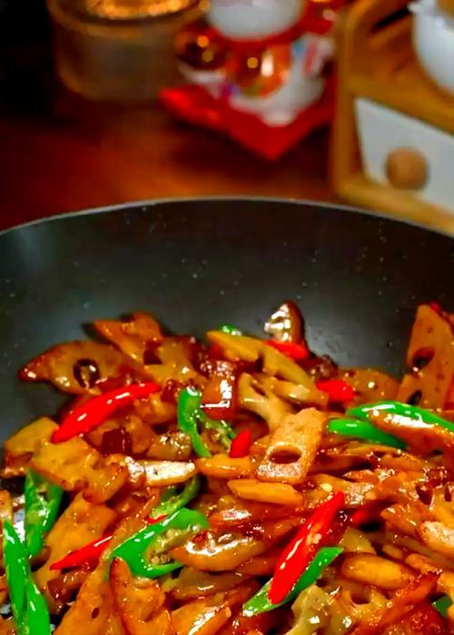 尝鲜！香辣藕做法大全（让你在家也能尝到正宗的香辣藕美味）-第2张图片-美味行家