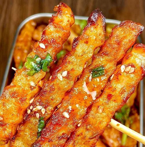 香炸狼牙土豆，美味无比！（一道让人垂涎欲滴的美食，香气扑鼻，口感绝佳！）-第2张图片-美味行家