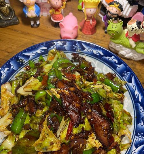 白萝卜炒酱肉的做法（爽口营养的酱肉菜谱）-第3张图片-美味行家