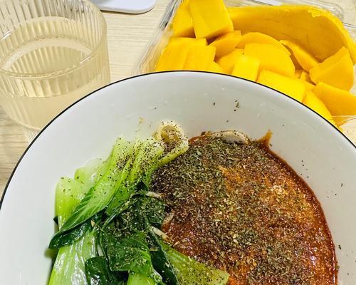 用香菇酱做意面的秘诀（独特的口味和健康的食材让你爱不释手）-第1张图片-美味行家