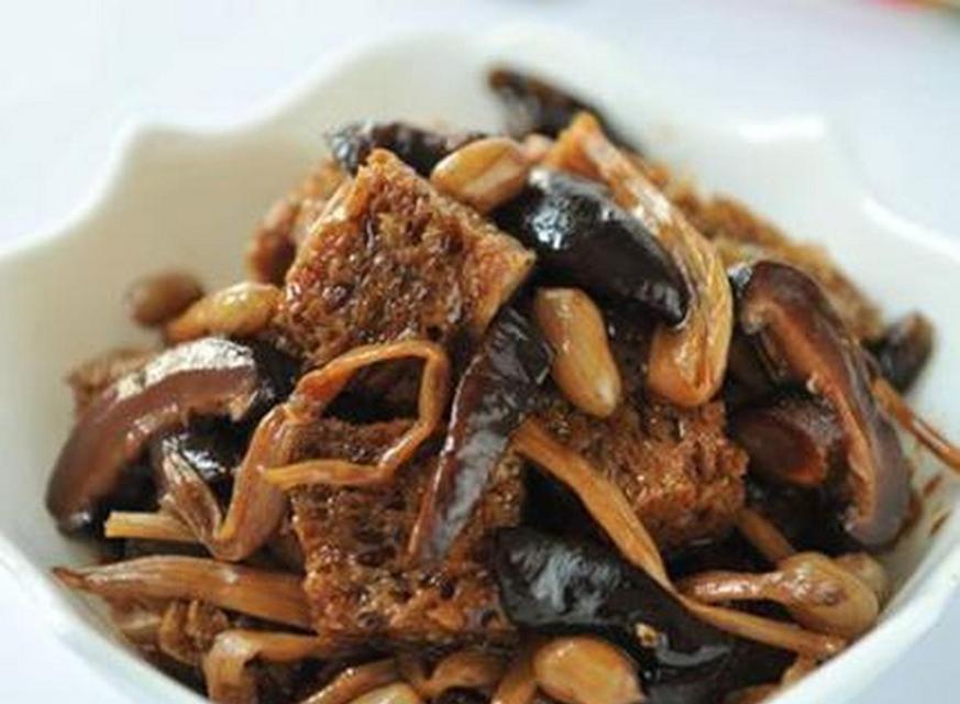 四季烤麸的制作方法（健康美味的素食佳品）-第3张图片-美味行家