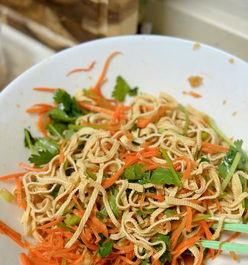 香菇豆腐镶肉的做法（健康美味，家庭必备菜谱）-第3张图片-美味行家