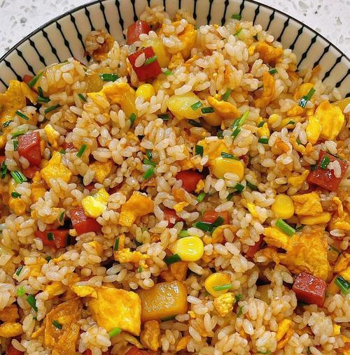 玉米炒火腿肠，美味下饭菜（家常菜谱，简单易学）-第3张图片-美味行家