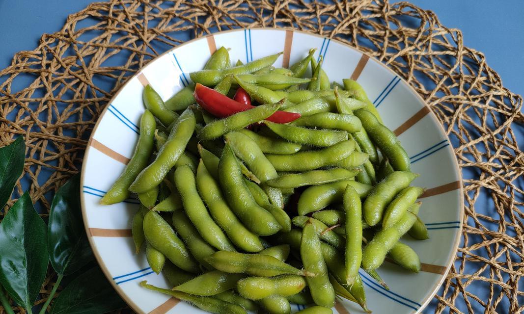 如何用五花肉煮出美味毛豆（烹饪技巧、食材选择、步骤详解）-第2张图片-美味行家
