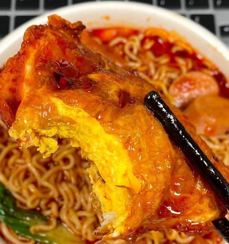 简单又美味的香辣酸汤泡面，让你爱上自己动手做饭（简单又美味的香辣酸汤泡面，让你爱上自己动手做饭）-第2张图片-美味行家