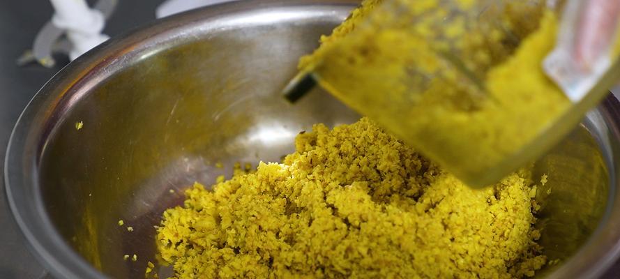 自制青芒果蜜饯，健康美味无添加（以青芒果为主材料，手工制作蜜饯，享受健康美味生活）-第3张图片-美味行家