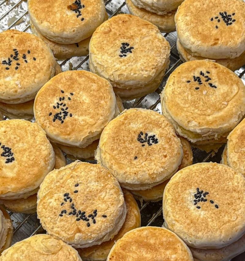 手工板栗酥制作全攻略（从选材到烘烤，教你一步步制作美味的板栗酥）-第2张图片-美味行家
