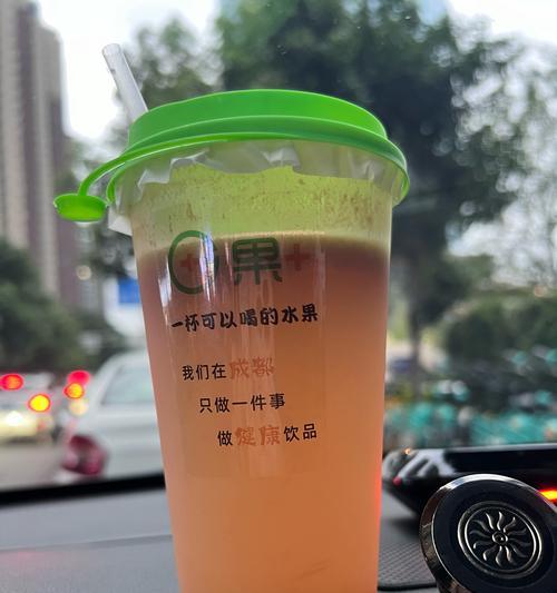 鲜榨梨汁的营养与制作方法（梨果汁融合多种水果的口感）-第1张图片-美味行家