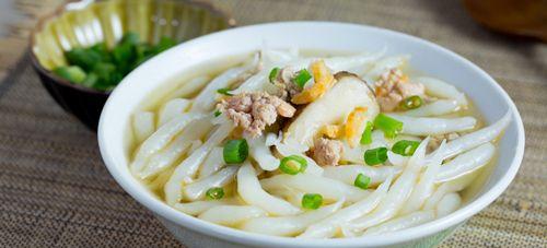 自制香菇肉沫老鼠粄（传统美食的新口味，让你爱不释手）-第3张图片-美味行家