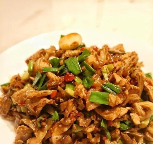 美食推荐——香辣子白（一口咬下，满口留香；）-第3张图片-美味行家
