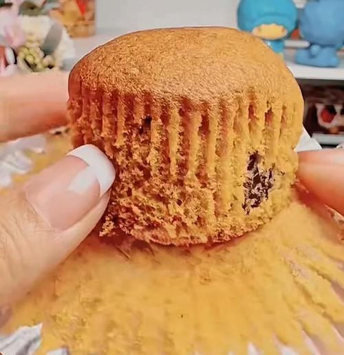 手工制作水果核桃蛋糕（健康美味，轻松DIY）-第1张图片-美味行家