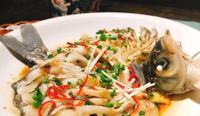 私房蒸武昌鱼：美味健康的家常美食-第3张图片-美味行家