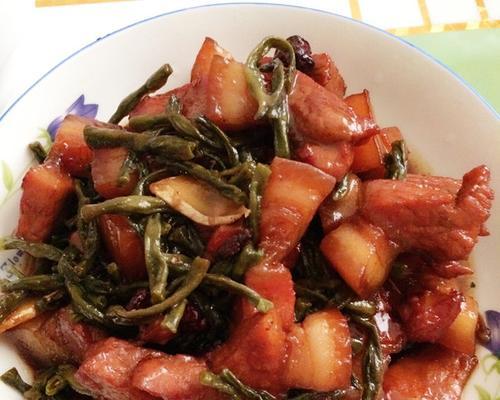 美味烧肉炒豆角的制作方法（家常菜肴，健康营养，清爽美味）-第2张图片-美味行家