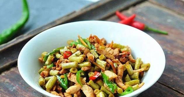 美味健康,肉末酸豆角的制作方法(以豆角为主,营养双倍)-第1张图片-美味行家 美味健康,肉末酸豆角的制作方法(以豆角为主,营养双倍)-第1张图片-美味行家