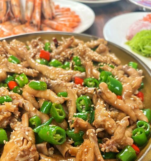 青辣椒炒白干的做法（做法详解，让你轻松学会青辣椒炒白干）-第1张图片-美味行家