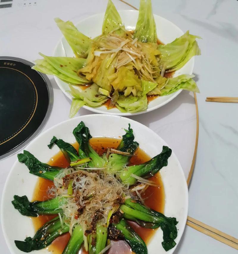 双色煎饼，美味不容错过的家常美食（双色煎饼制作详解，快来学会吧！）-第2张图片-美味行家