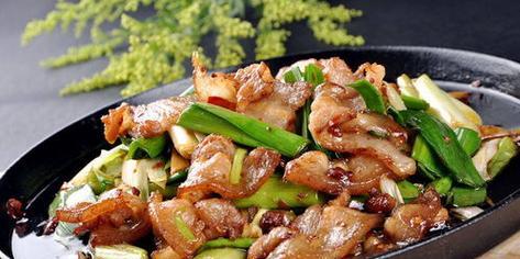 日式回锅肉的做法（用神秘配料打造高级口感）-第3张图片-美味行家