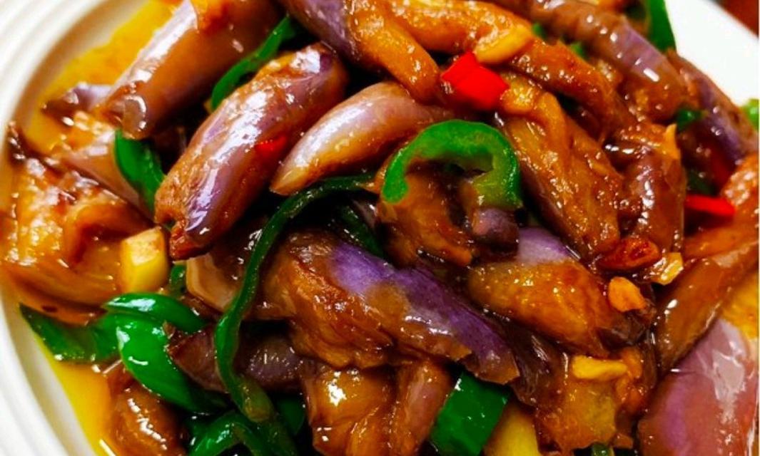 香菇酱爆茄子的秘诀（美味又健康的素食佳肴）-第2张图片-美味行家