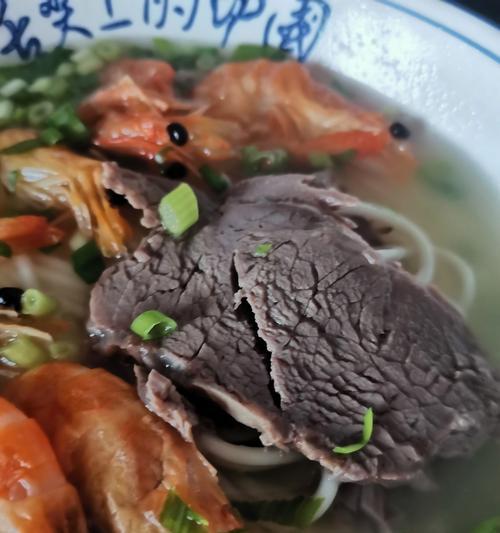 美味鲜虾汤面的制作方法（一碗汤浓郁，虾鲜味十足的好滋味）-第1张图片-美味行家