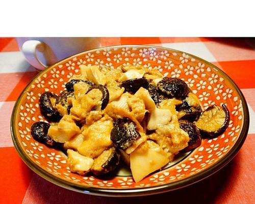 用肉酱烤出口感绝佳的双菇（美味又健康的菌菇佳肴，以肉酱调味更加香浓）-第3张图片-美味行家